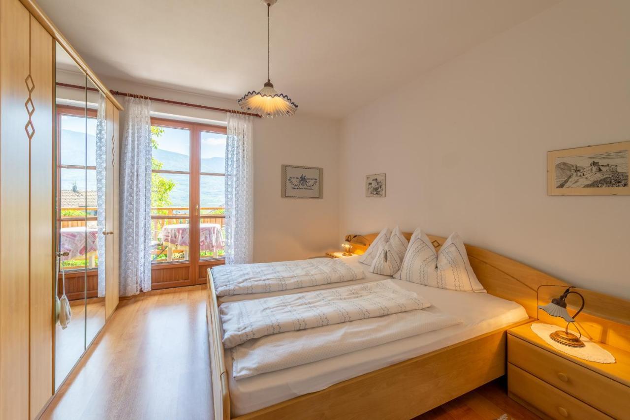 Haus Bellutti Apartment Termeno Exterior photo